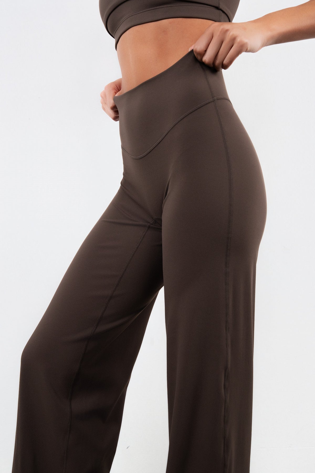Cloud II® Relaxed Trouser - Milk Chocolate