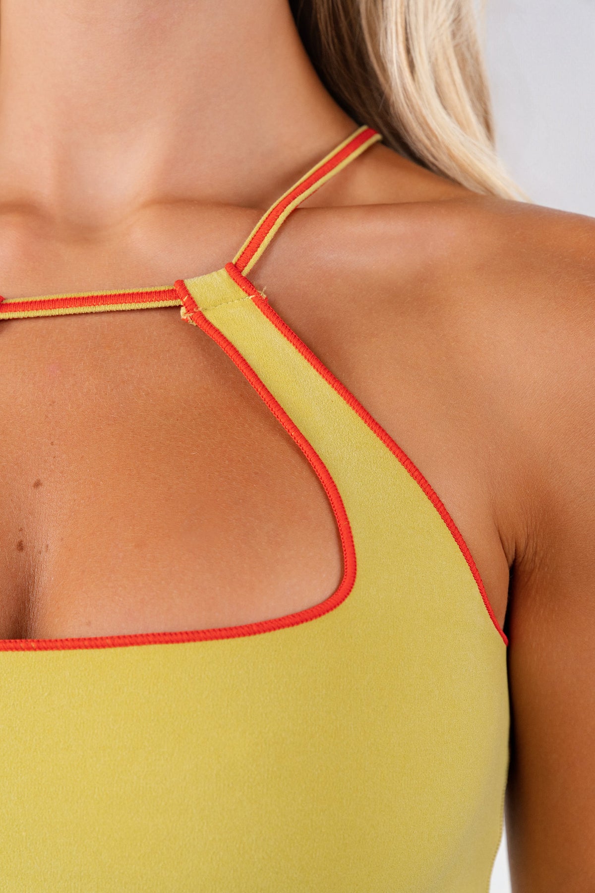 Cloud II® Outline Keyhole Tank - Avocado Washed