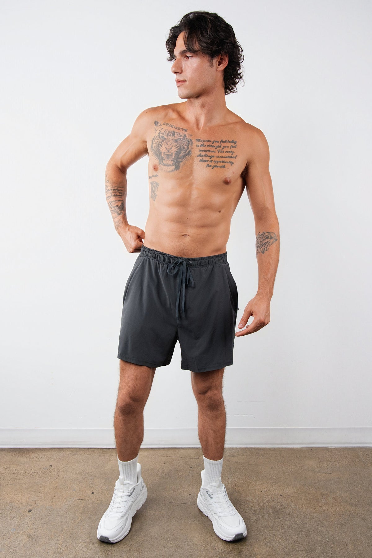 Vitality Prime® Train Short 5" - Carbon