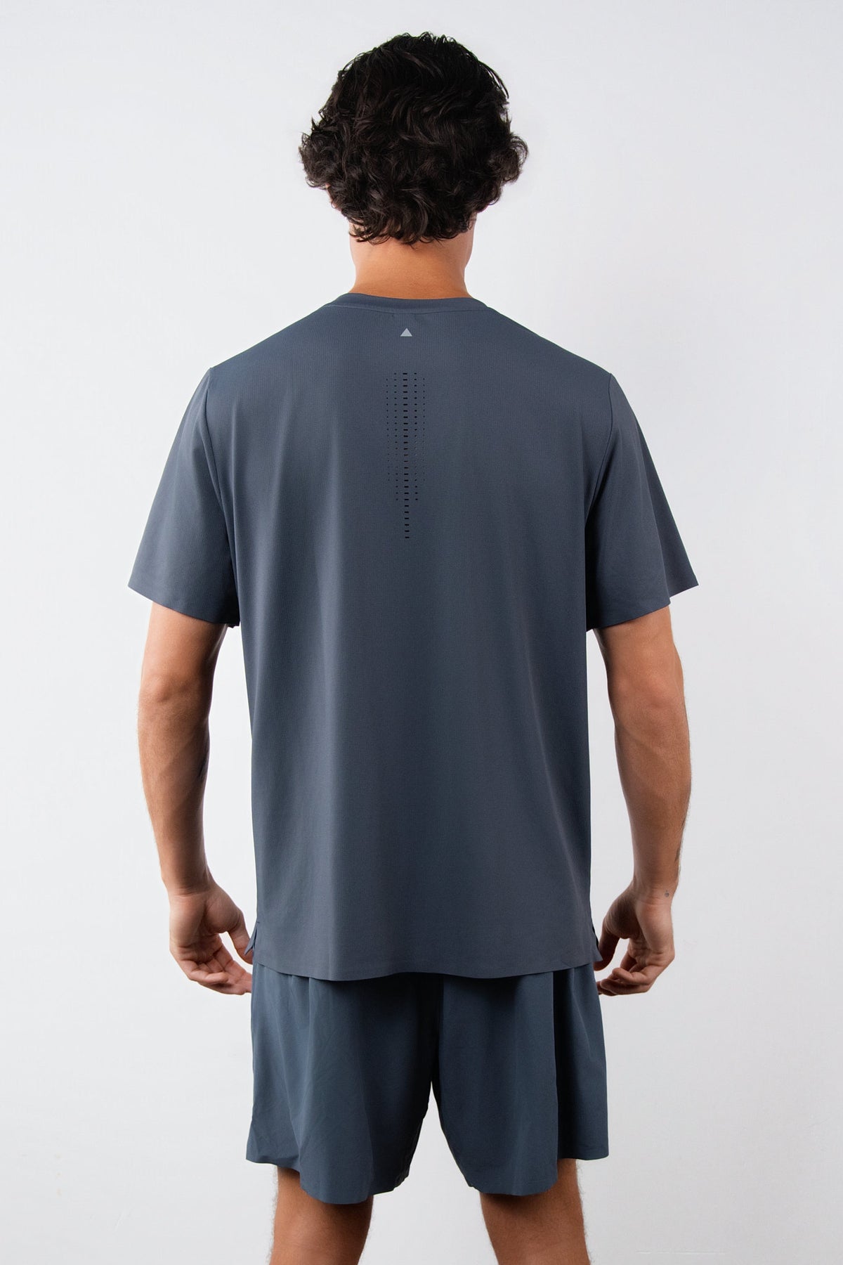 Vitality Zephyr Men's Tee - Deep Sea