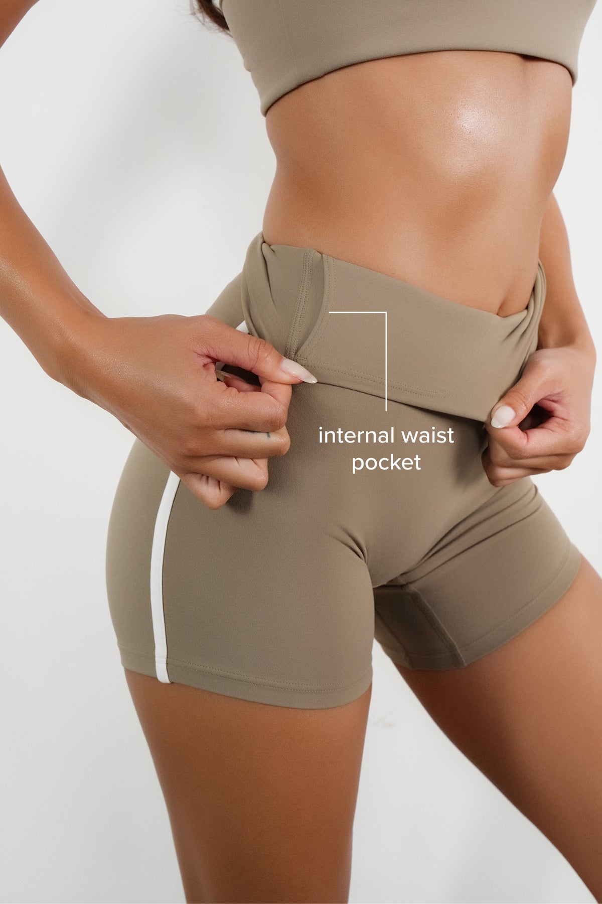 Cloud II® Volley Short - Cashew Contrast