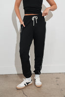 Vitality Motive® Jogger - Midnight Contrast