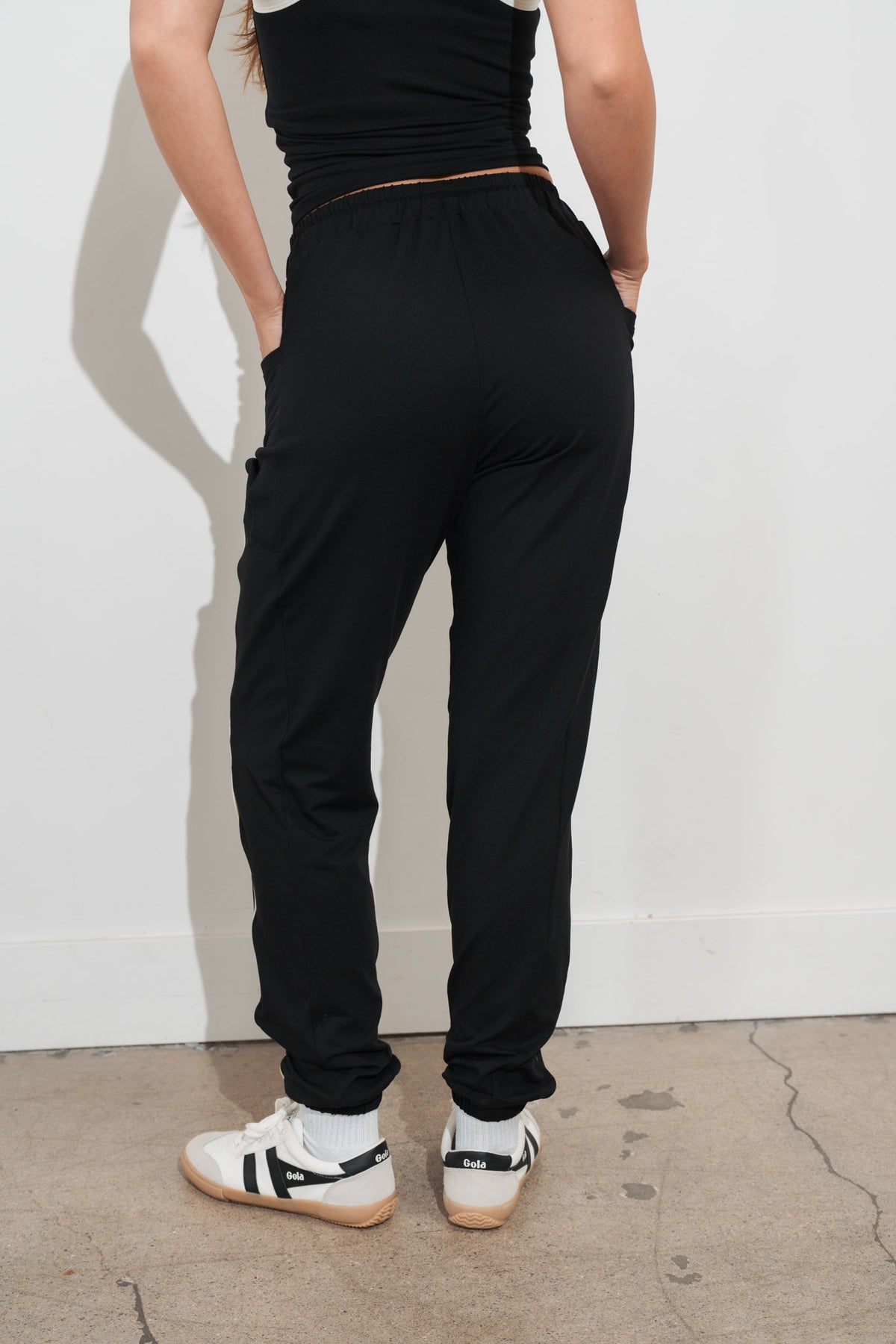 Vitality Motive® Jogger - Midnight Contrast