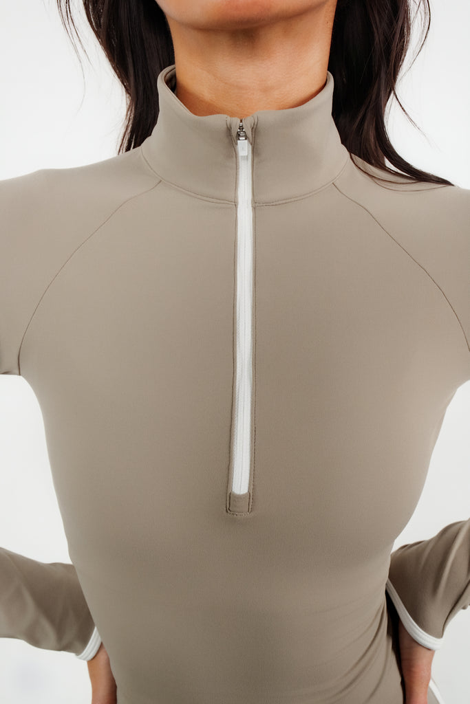 Cloud II® Fitted Half Zip - Cashew Contrast