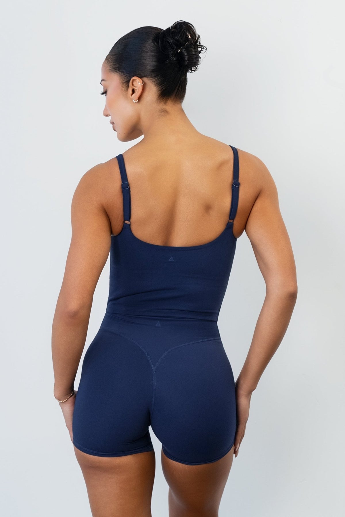 Cloud II® Scoop Tank - Oxford